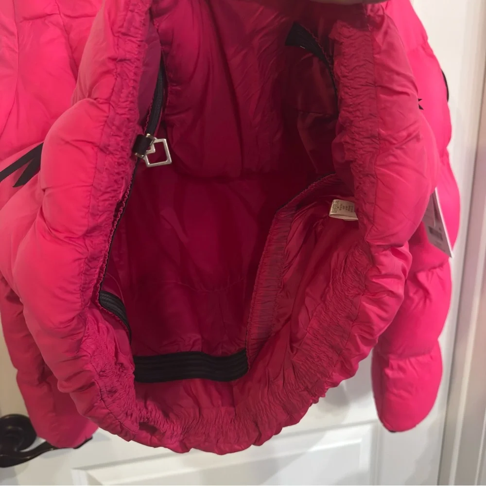 Obermeyer Isla Puffer Jacket in Showstopper Hot Pink